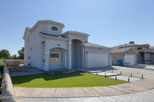 Building Photo - 11501 Leonor Duran St