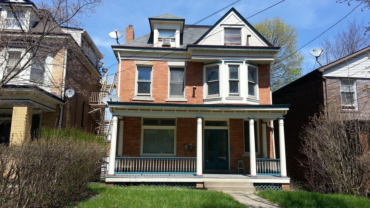 Primary Photo - 5515 Black St