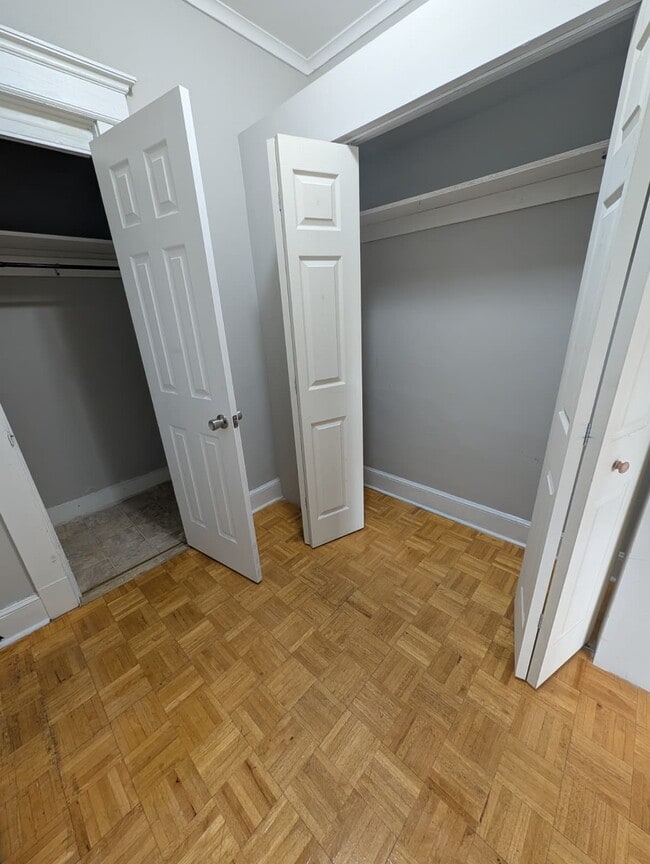 Building Photo - 30 Fox St