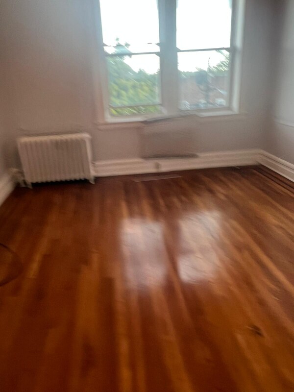 Foto del edificio - 689 Sanford Ave