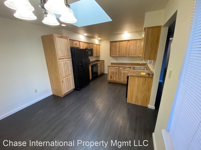 Building Photo - 3 br, 2 bath House - 6470 Lotus Street