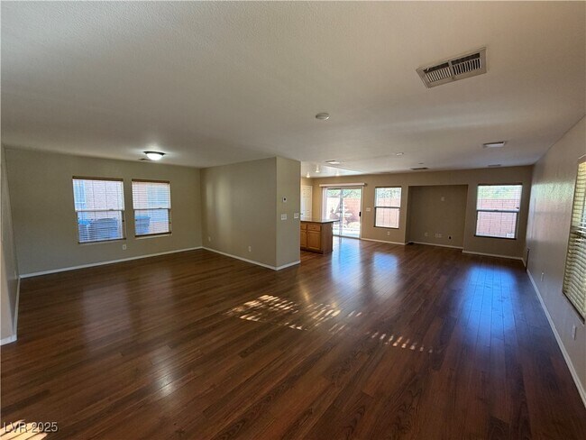 Foto del edificio - 6720 Boston Tea St