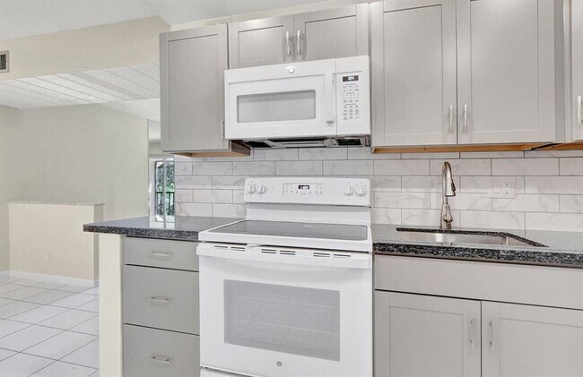 Foto del edificio - 470 NW 20th St