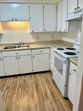 Building Photo - 2802 E 32nd Ave