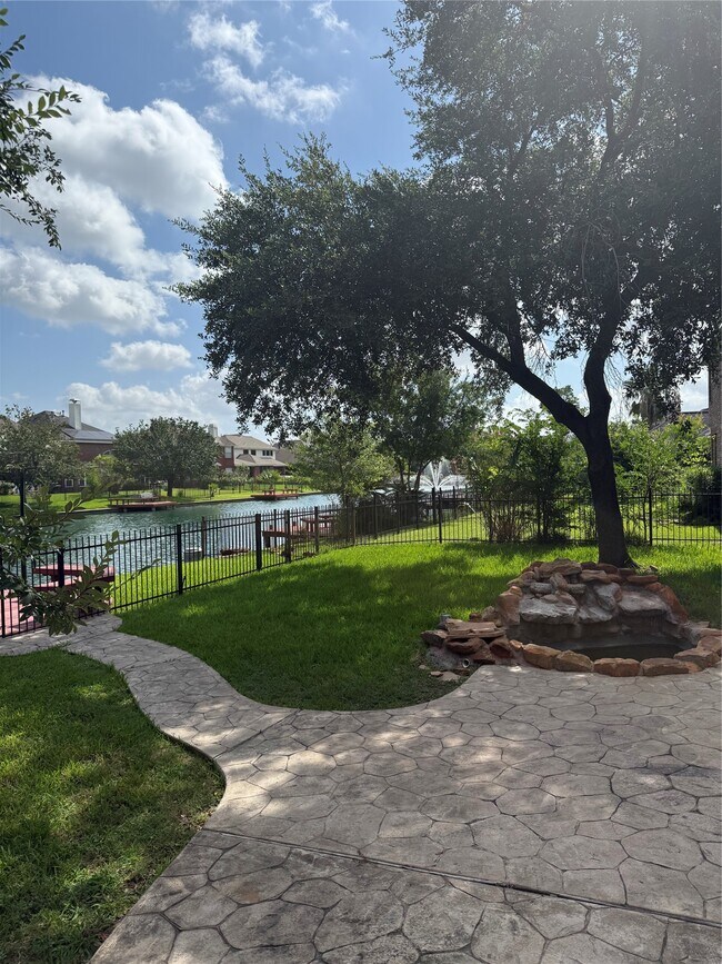 Foto del edificio - 11902 Miramar Shores Dr