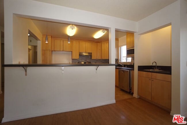 Foto del edificio - 1033 6th St