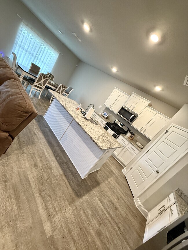 Foto del edificio - 31270 Palladian Wy