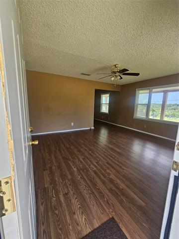 Building Photo - 106 Tumbleweed Dr