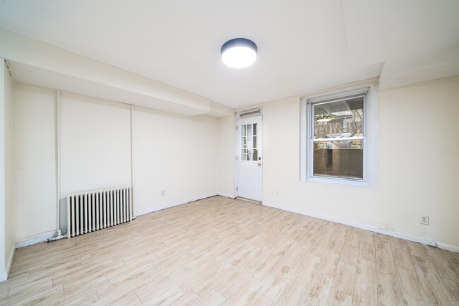 Foto del edificio - 1205 Bloomfield St