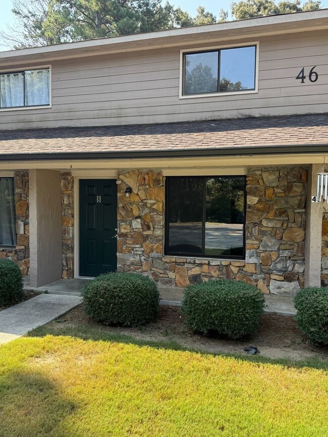 Building Photo - 46 Allen Dr