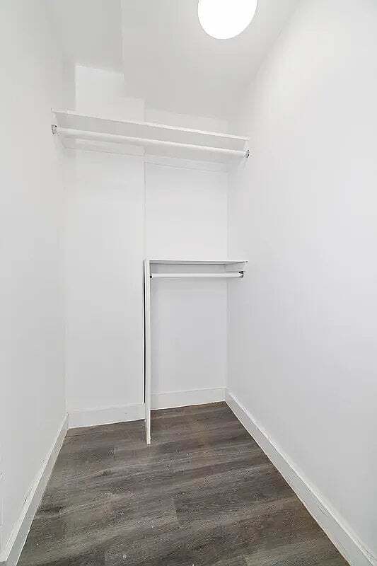 Foto del edificio - 318 W 14th St