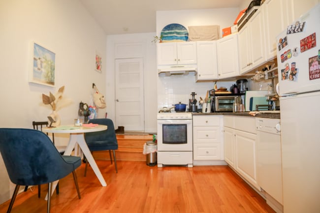 Building Photo - 1763 N Wells St