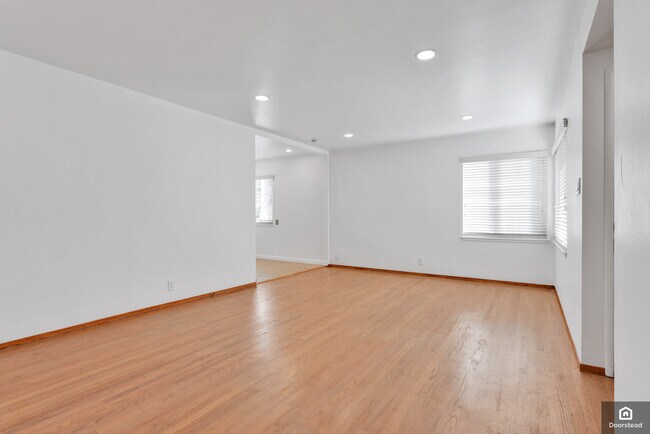 Foto del edificio - 7862 Sanford St