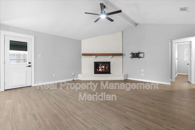 Building Photo - 8725 Irongate Dr