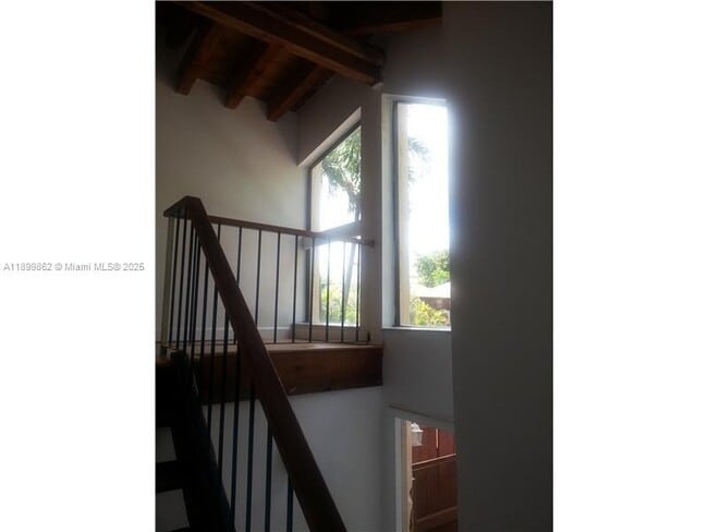 Foto del edificio - 6924 SW 114th Pl