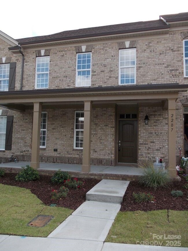 Building Photo - 2207 Eversham Dr NW