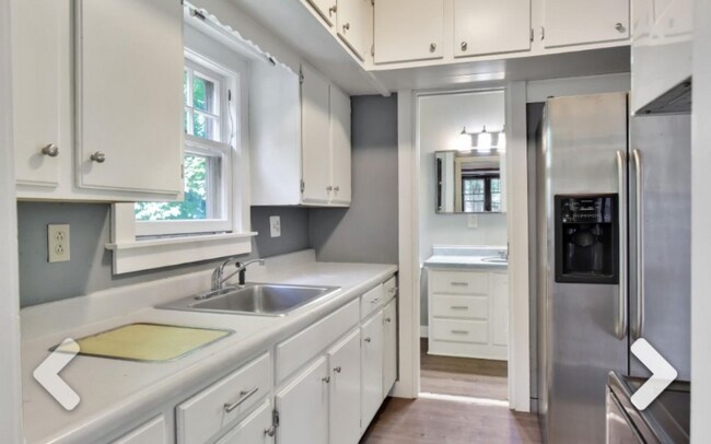 Foto del edificio - 25 Welchs point Rd