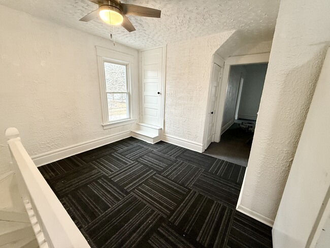 Building Photo - 304 N Williams St