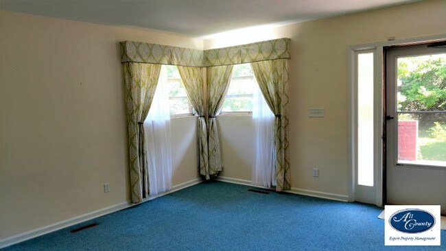 Foto del edificio - 679 New Hope Rd