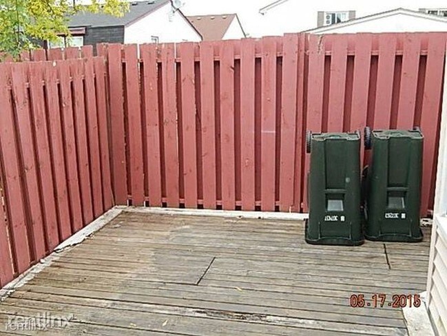 Building Photo - 2 br, 1 bath Townhome - 1778 Marquette Ln