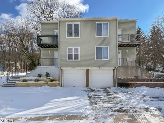 Building Photo - 50 W Railroad Ave