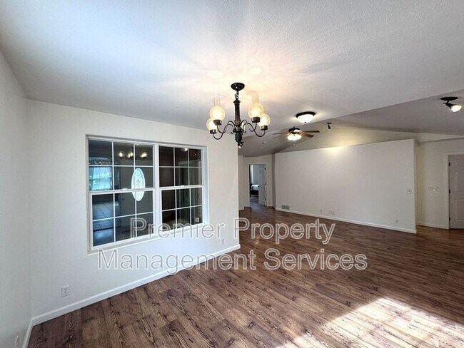 Foto del edificio - 2005 8th Ave N