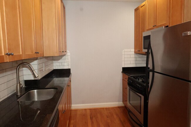 Foto del edificio - 757 Syracuse Ave