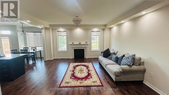 Building Photo - 25 Divers Rd