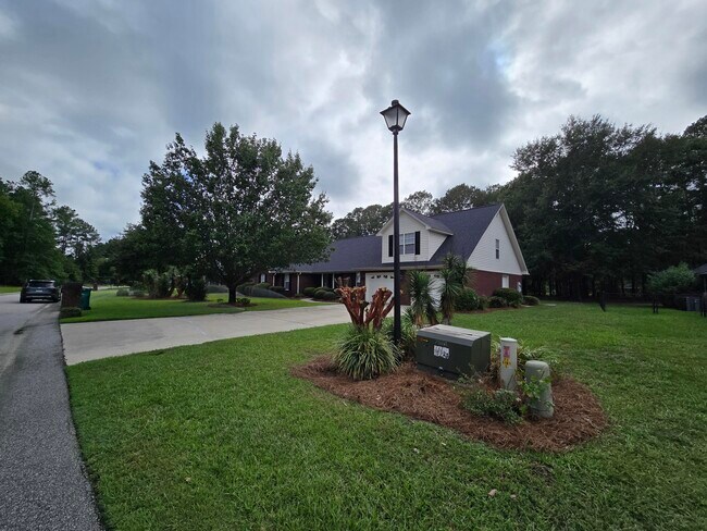 Foto del edificio - 3140 Firestone Ct