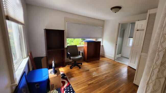 Foto del edificio - 4708 Midvale Ave N