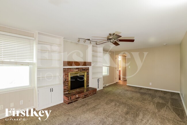 Foto del edificio - 8408 W 89th St