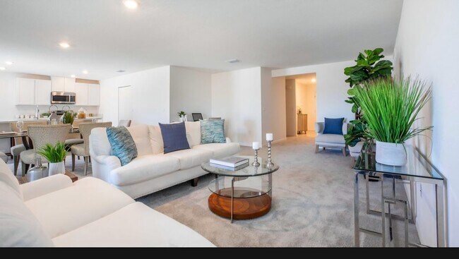 Foto del edificio - 735 Fraser Ct