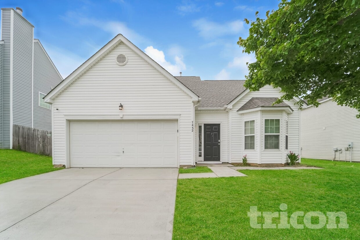 Primary Photo - 7432 Hidden Creek Dr