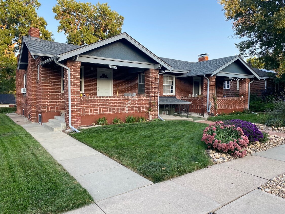 Primary Photo - 3264 Stuart St