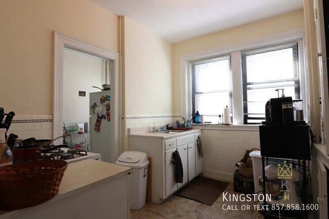 Building Photo - 24 Park St