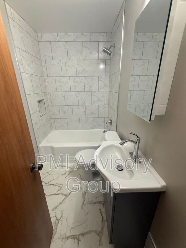Foto del edificio - 1745 SW Mission Ave