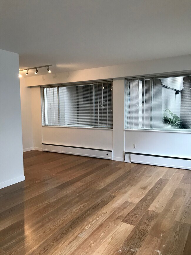 Photo du bâtiment - 1906 Nelson St