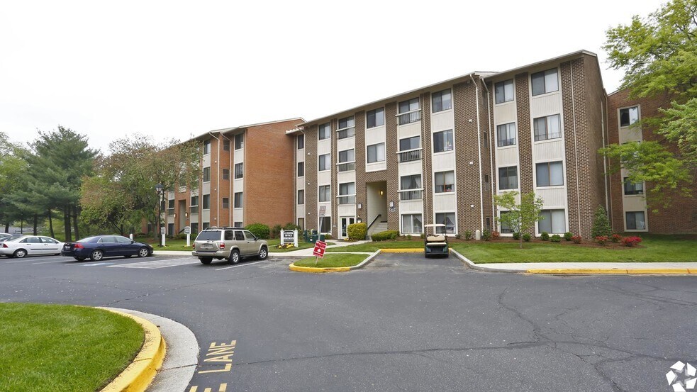 The Elms at Old Mill Rentals Millersville, MD