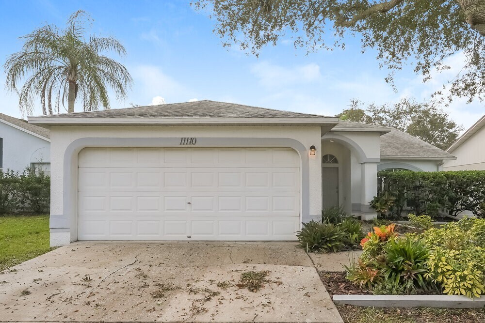 Primary Photo - 11110 Bloomington Dr