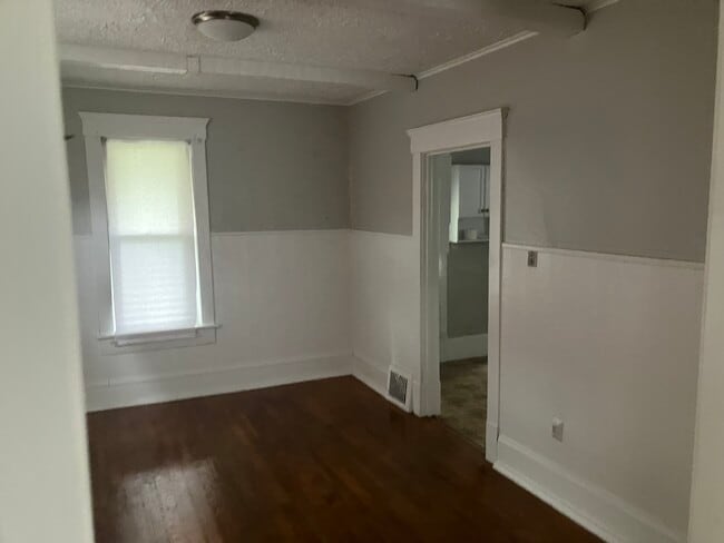 Foto del edificio - 1022 23rd St NW