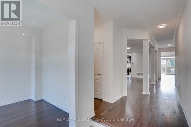Building Photo - 153 Roy Harper Ave