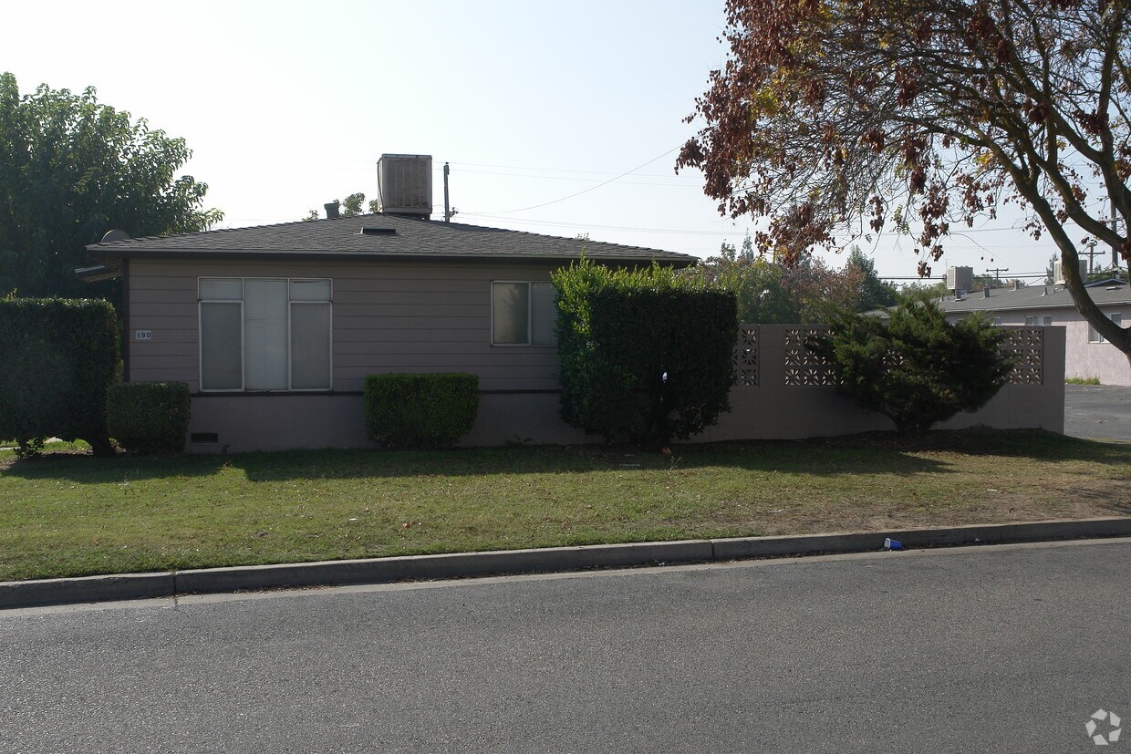 Building Photo - 360 Fortuna Ave