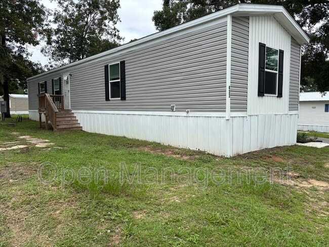 Building Photo - 356 Bayhead Dr