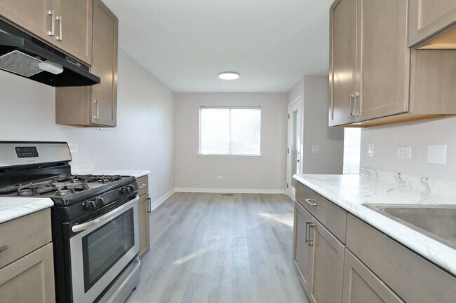 Foto del edificio - 675 Greenfield Ct
