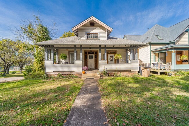 Foto del edificio - 801 Phillips Ave