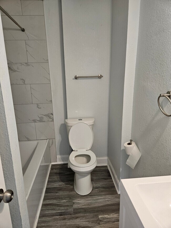 Foto del edificio - 133 W Ocean Ave