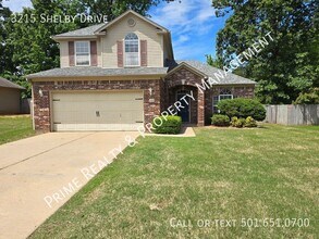 Building Photo - 3215 Shelby Dr