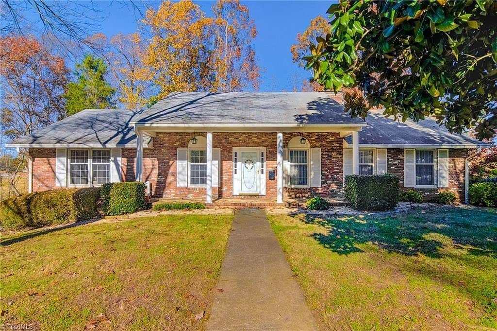 4835 Sutton Pl, WinstonSalem, NC 27103 House for Rent in Winston