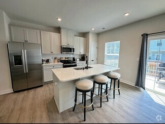Building Photo - 5020 Springarn Ct