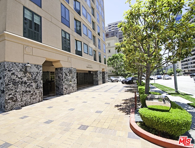 Foto del edificio - 10520 Wilshire Blvd